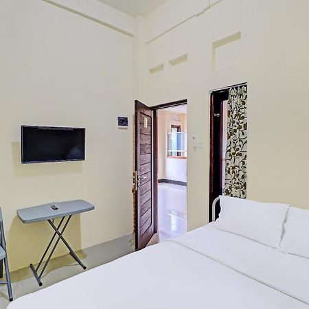 Oyo 91864 Holistic Stay Jimbaran Exterior photo