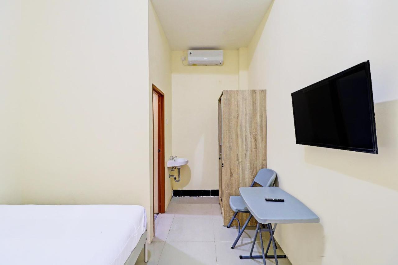 Oyo 91864 Holistic Stay Jimbaran Exterior photo