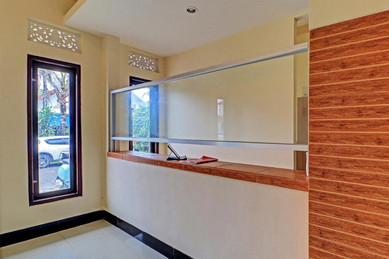 Oyo 91864 Holistic Stay Jimbaran Exterior photo